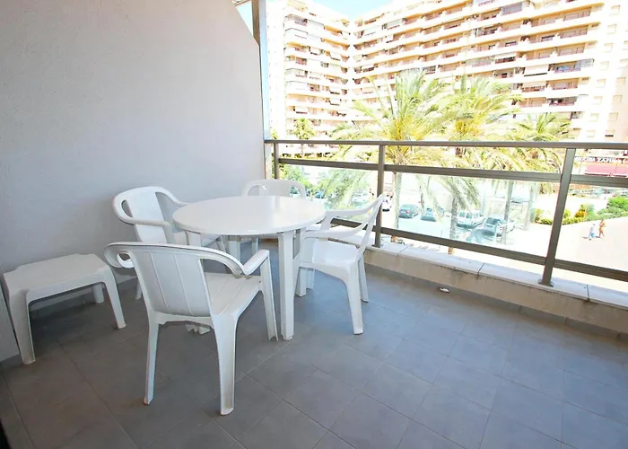Xavier - Oceanfront With Sea Views In קלפה