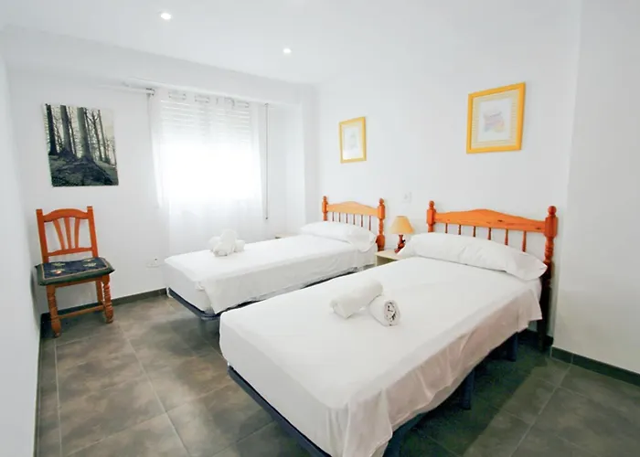 Xavier - Oceanfront With Sea Views In דירה קלפה